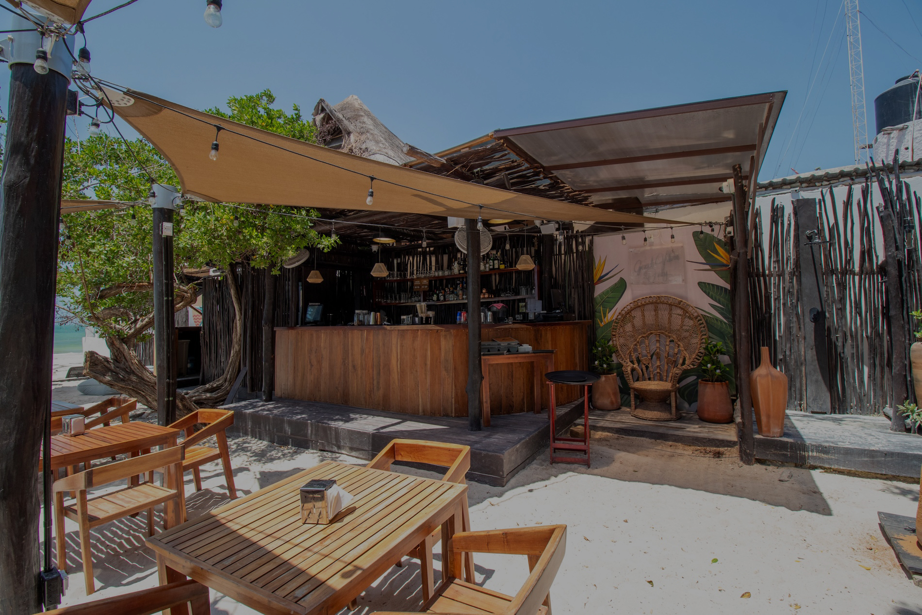 Hau Hotel